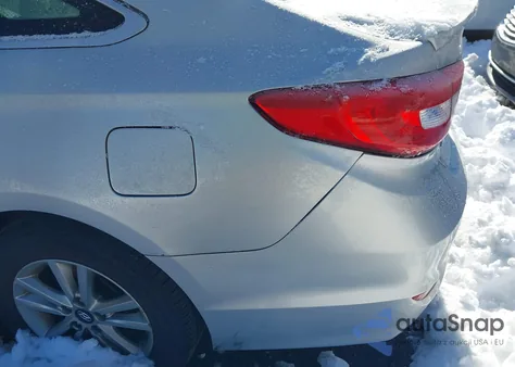 2015 Hyundai Sonata Se из США, поврежденный, VIN 5NPE24AF1FH114479